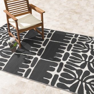 Serowe - Black & White Tribal Outdoor Rug for Patio